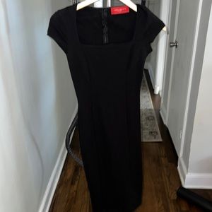 Square neck short sleeve body con dress